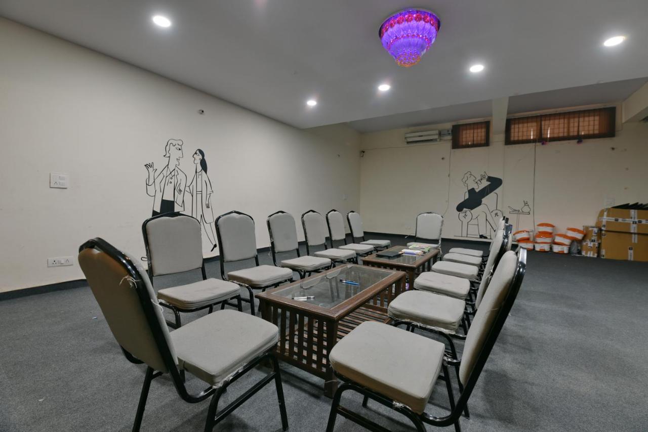 Hotel Admire Inn "Atta Market, Noida Sector 18" Luaran gambar