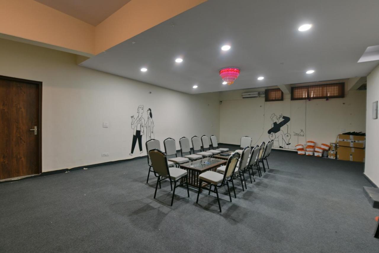 Hotel Admire Inn "Atta Market, Noida Sector 18" Luaran gambar