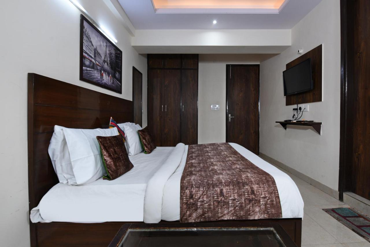 Hotel Admire Inn "Atta Market, Noida Sector 18" Luaran gambar